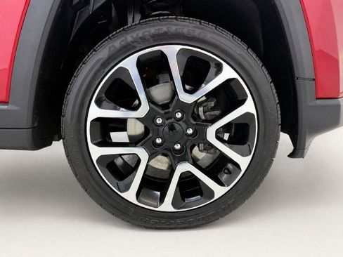 Used 2018 Jeep Compass Limited AWD/4WD image 34