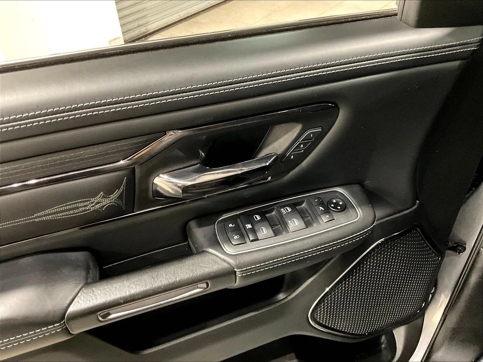 Used 2022 RAM 1500 Limited RWD image 40