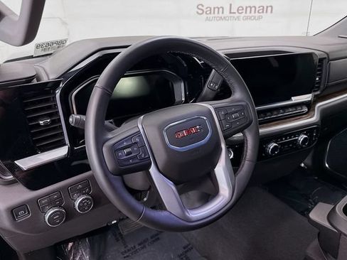 Used 2026 GMC Sierra 1500 Elevation AWD/4WD image 10