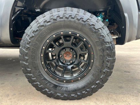 Used 2018 Ford F150 Raptor w/ Equipment Group 802A Luxury AWD/4WD image 12