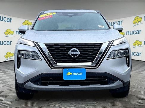 Used 2023 Nissan Rogue SV AWD/4WD image 2