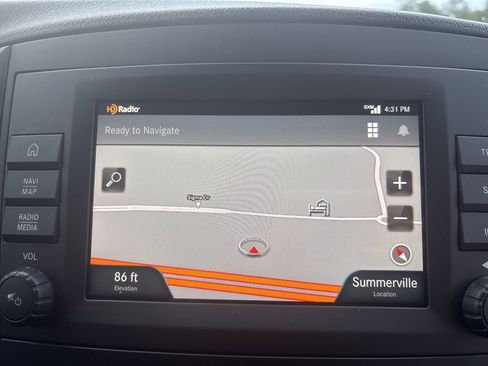 Used 2023 Mercedes-Benz Metris Passenger image 33