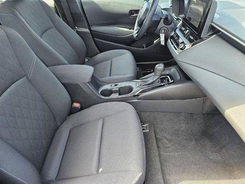Used 2024 Toyota Corolla LE FWD image 12