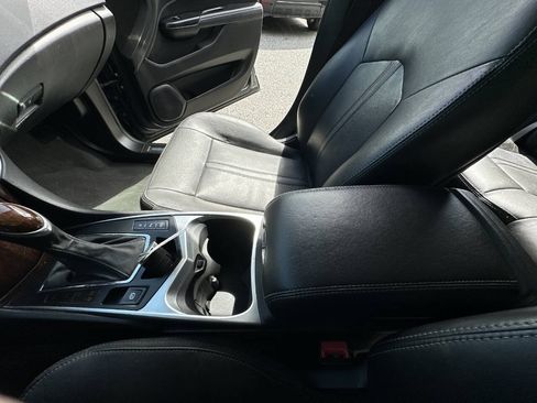 Used 2014 Cadillac SRX Luxury w/ Driver Awareness Package AWD/4WD image 20