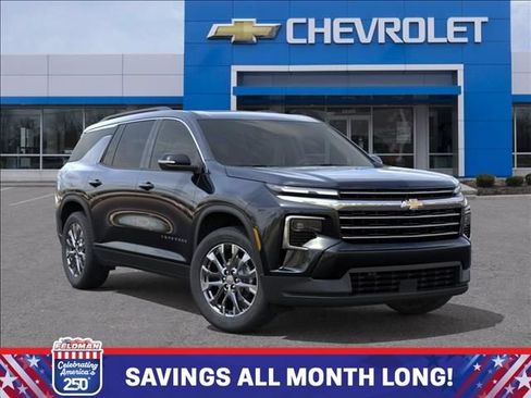 New 2026 Chevrolet Traverse LT w/ Sun and Wheel Package AWD/4WD image 7