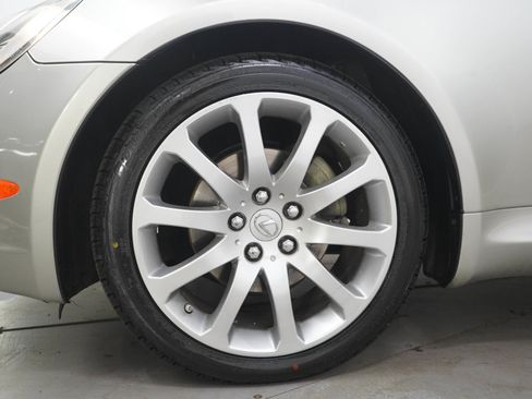 Used 2002 Lexus SC 430 Convertible RWD image 25