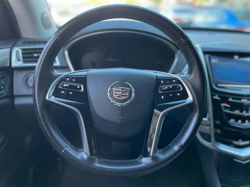 Used 2014 Cadillac SRX FWD image 16