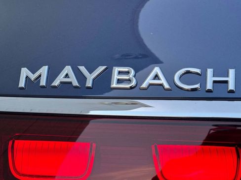 Used 2024 Mercedes-Benz Maybach GLS 600 4MATIC image 20
