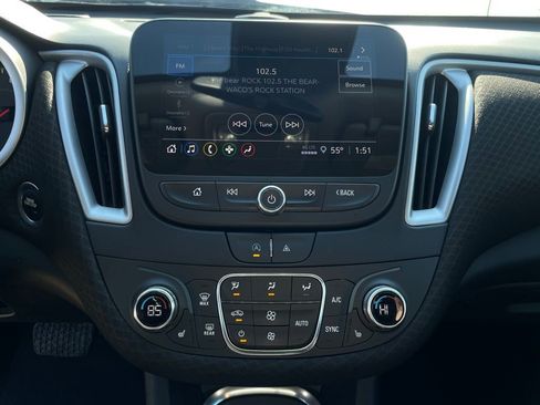 Used 2023 Chevrolet Malibu LT image 22