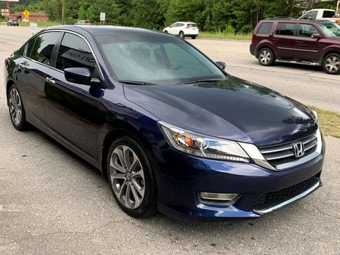 Used 2013 Honda Accord Sport image 3