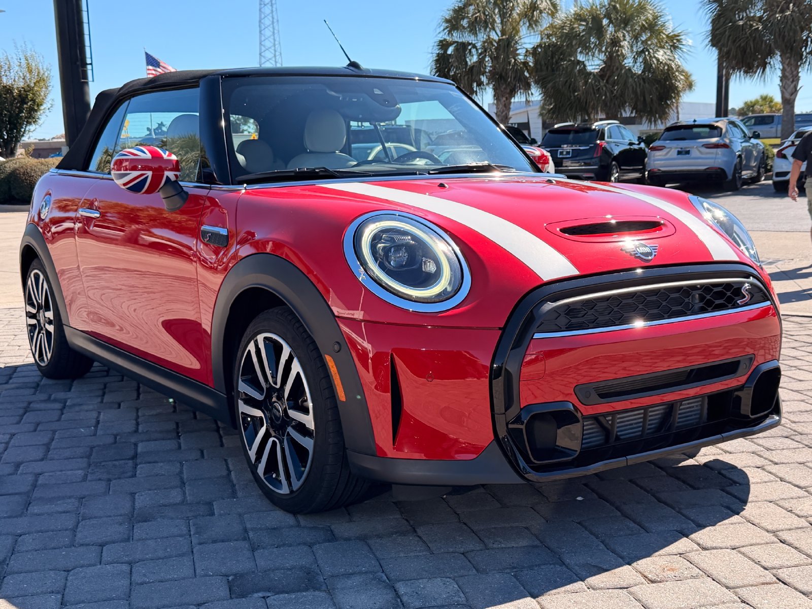 Used 2024 MINI Cooper S FWD image 5