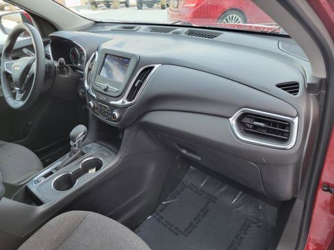 Used 2024 Chevrolet Equinox LT FWD image 32