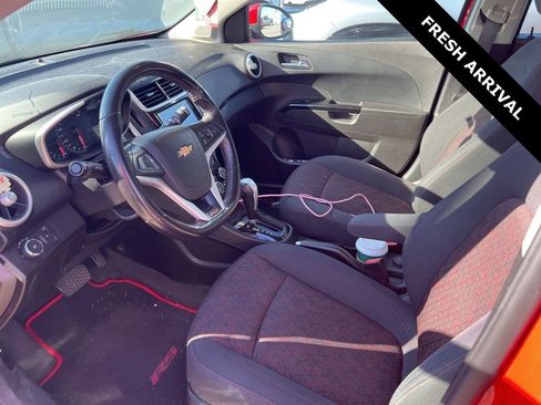 Used 2017 Chevrolet Sonic LT w/ Convenience Package image 14