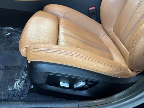 Used 2020 BMW 530i w/ M Sport Package RWD image 14