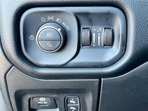 Used 2025 RAM 1500 Big Horn image 10