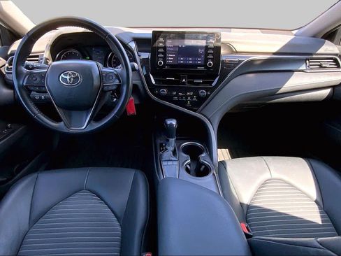 Used 2024 Toyota Camry SE FWD image 15