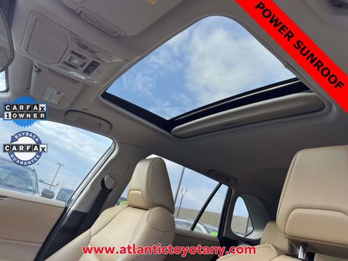 Used 2024 Toyota RAV4 XLE Premium image 15