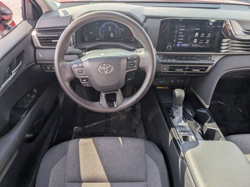 Used 2025 Toyota Camry LE image 20