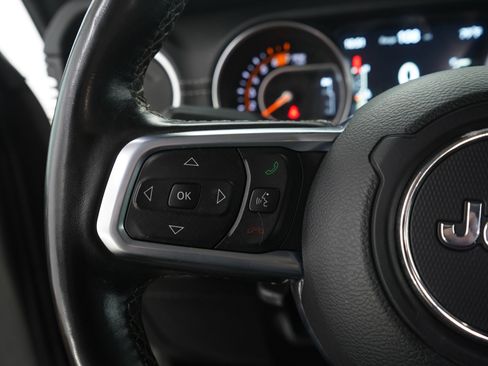 Used 2021 Jeep Wrangler Unlimited Sahara w/ Uconnect 4C Nav & Sound Group AWD/4WD image 26