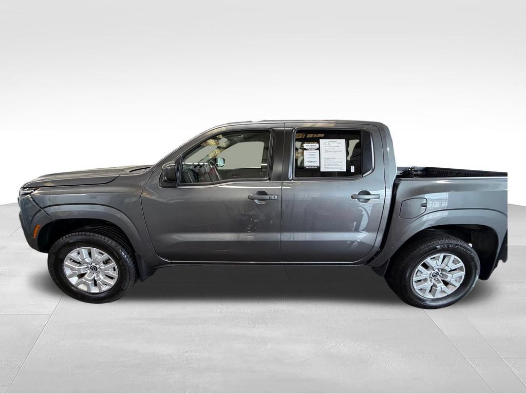 Used 2023 Nissan Frontier SV w/ SV Convenience Package AWD/4WD image 2