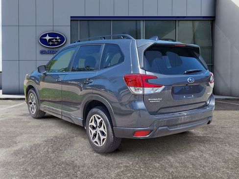 Used 2023 Subaru Forester Premium AWD/4WD image 4