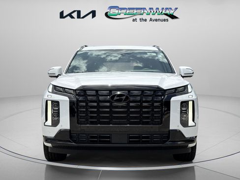 Used 2024 Hyundai Palisade Calligraphy AWD/4WD image 3