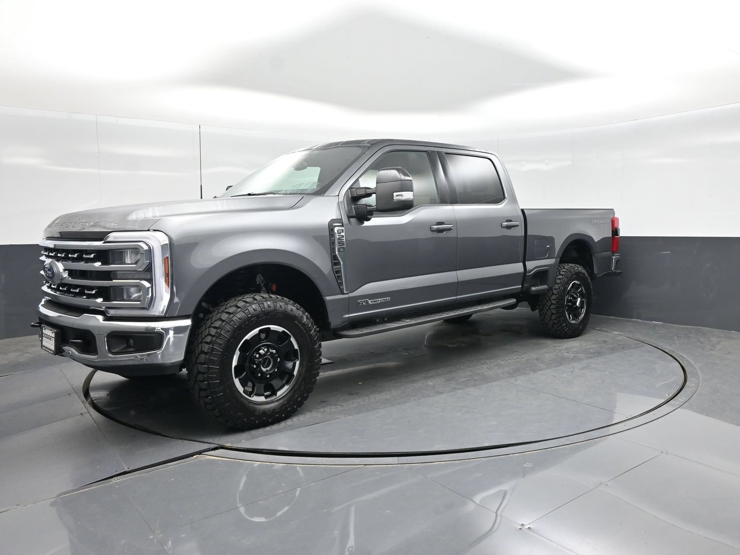 Used 2026 Ford F250 Lariat w/ Tremor Off-Road Package AWD/4WD image 23