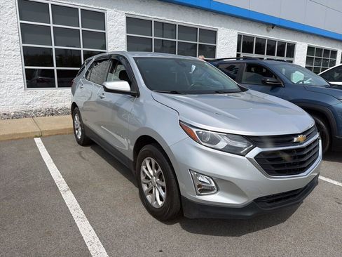 Used 2020 Chevrolet Equinox LT image 3