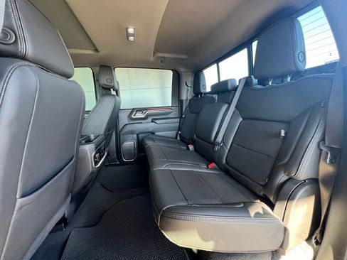 Used 2025 GMC Sierra 2500 Denali w/ Denali Reserve Package image 17