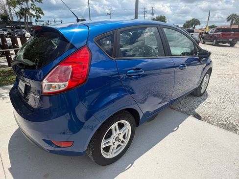 Used 2019 Ford Fiesta SE FWD image 6