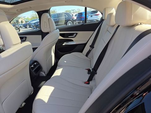 New 2026 Mercedes-Benz E 350 4MATIC Sedan image 24