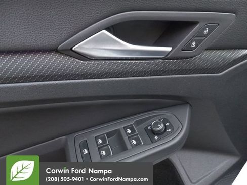 Used 2024 Volkswagen Golf R image 11