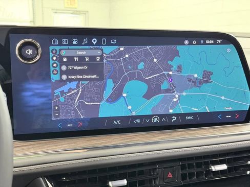 Used 2025 Chevrolet Suburban LS AWD/4WD image 53