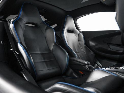 Used 2020 McLaren GT image 34