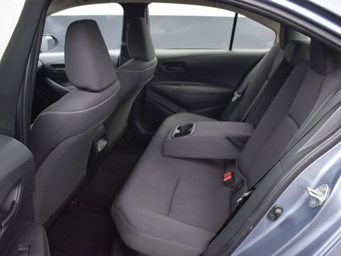 Used 2025 Toyota Corolla LE w/ LE Premium Package image 12