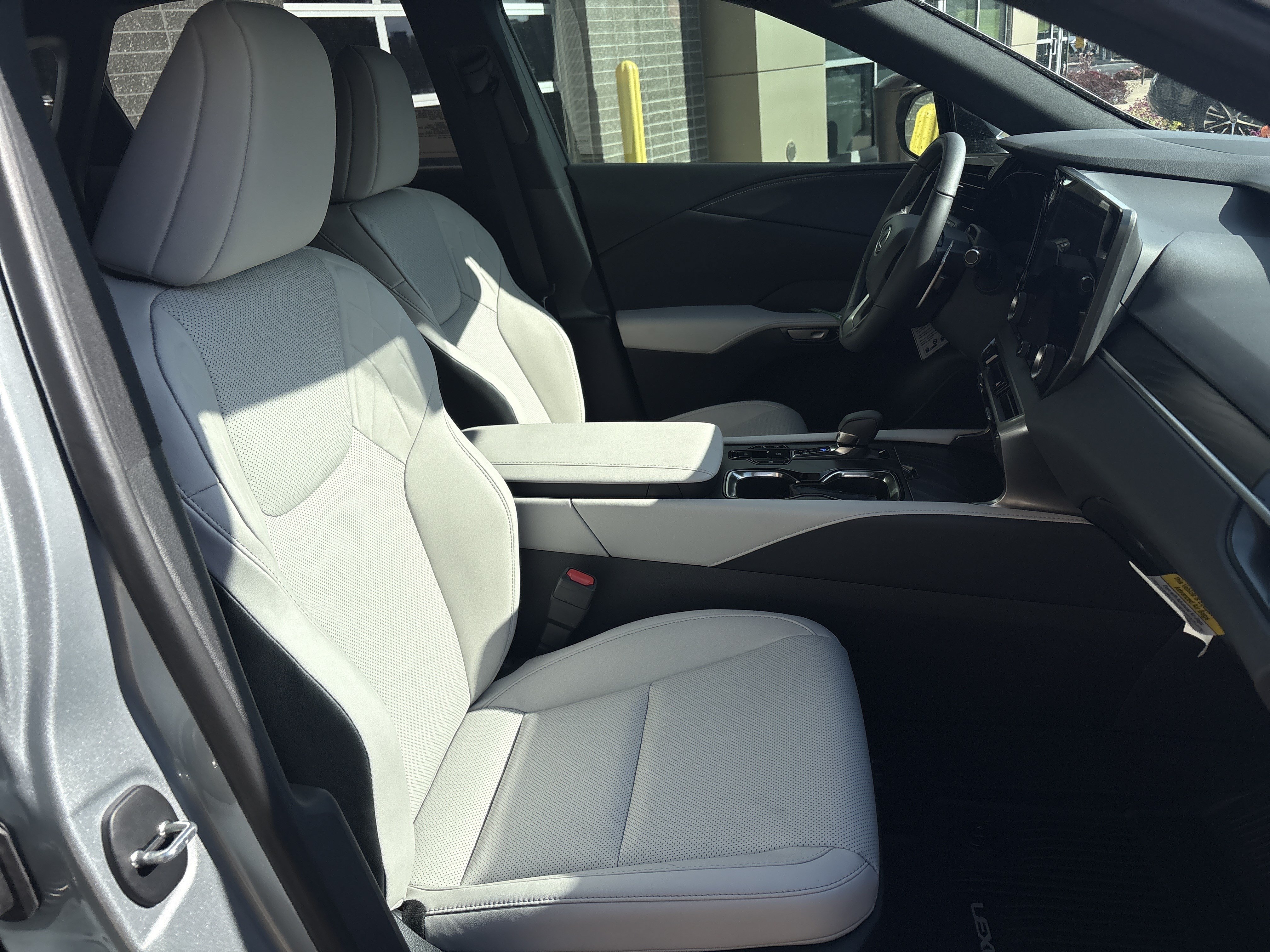 New 2026 Lexus RX 350h w/ Convenience Package AWD/4WD image 21