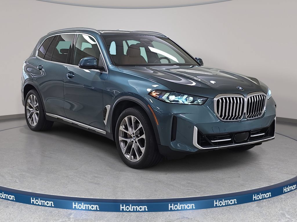 Certified 2024 BMW X5 xDrive40i w/ Premium Package AWD/4WD image 3