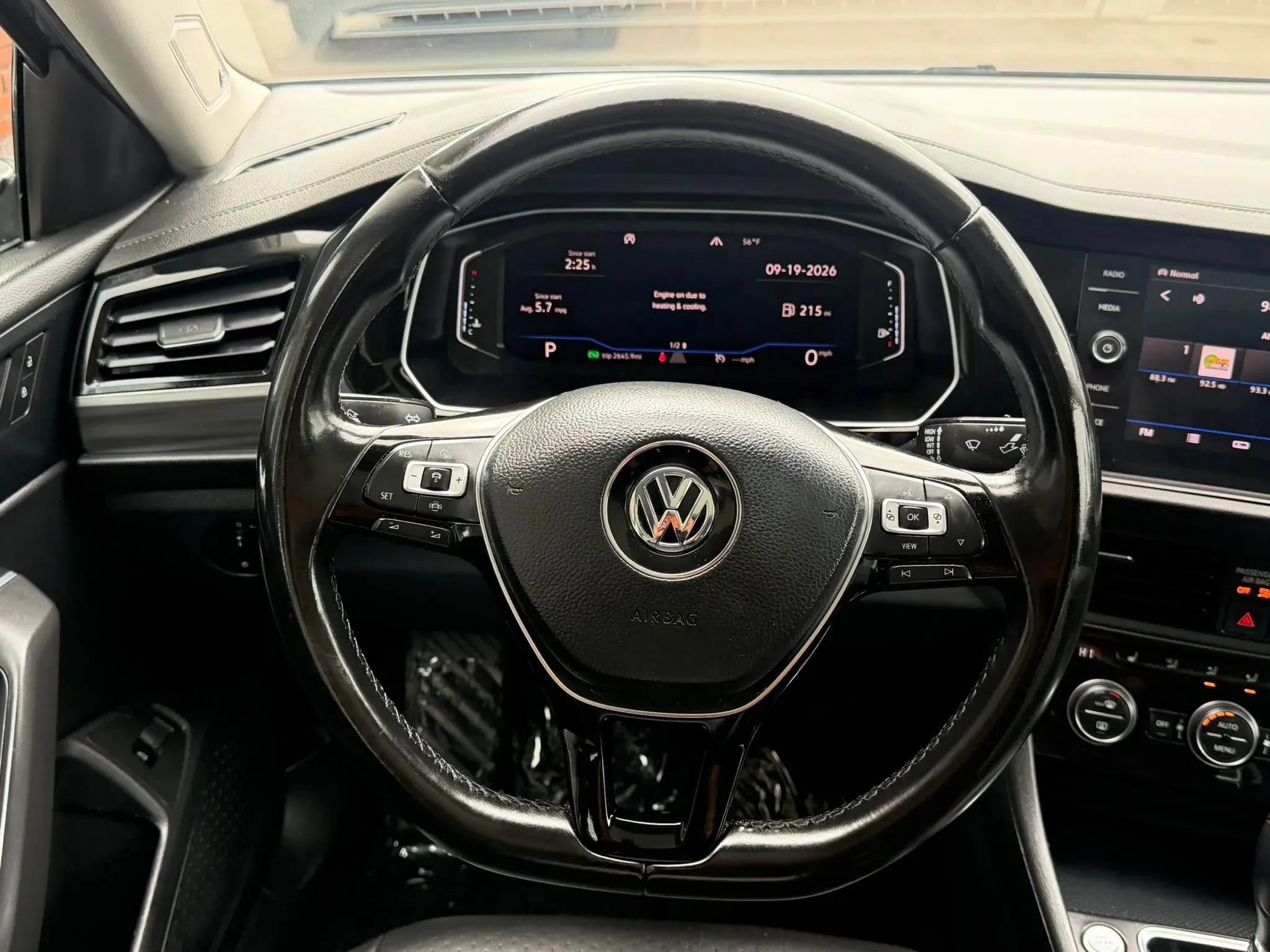 Used 2019 Volkswagen Jetta SEL FWD image 23