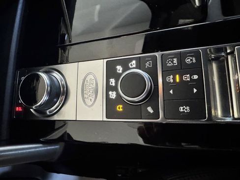 Used 2018 Land Rover Discovery HSE Luxury AWD/4WD image 29