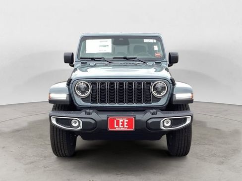 New 2026 Jeep Gladiator Sport AWD/4WD image 9
