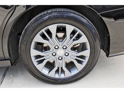 Used 2025 Honda Odyssey Touring image 29