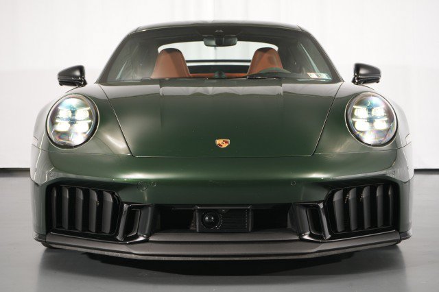 Used 2026 Porsche 911 Carrera 4 GTS AWD/4WD image 5