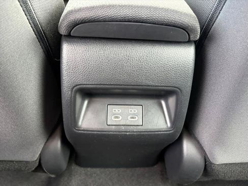 Used 2023 Toyota Corolla LE FWD image 11