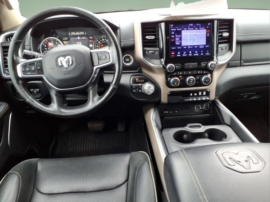Used 2019 RAM 1500 Laramie AWD/4WD image 9