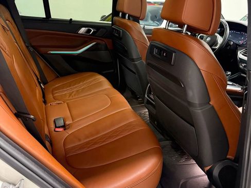 Used 2020 BMW X5 M50i w/ Executive Package image 19