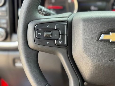 Used 2022 Chevrolet Silverado 2500 LT w/ Convenience Package AWD/4WD image 25