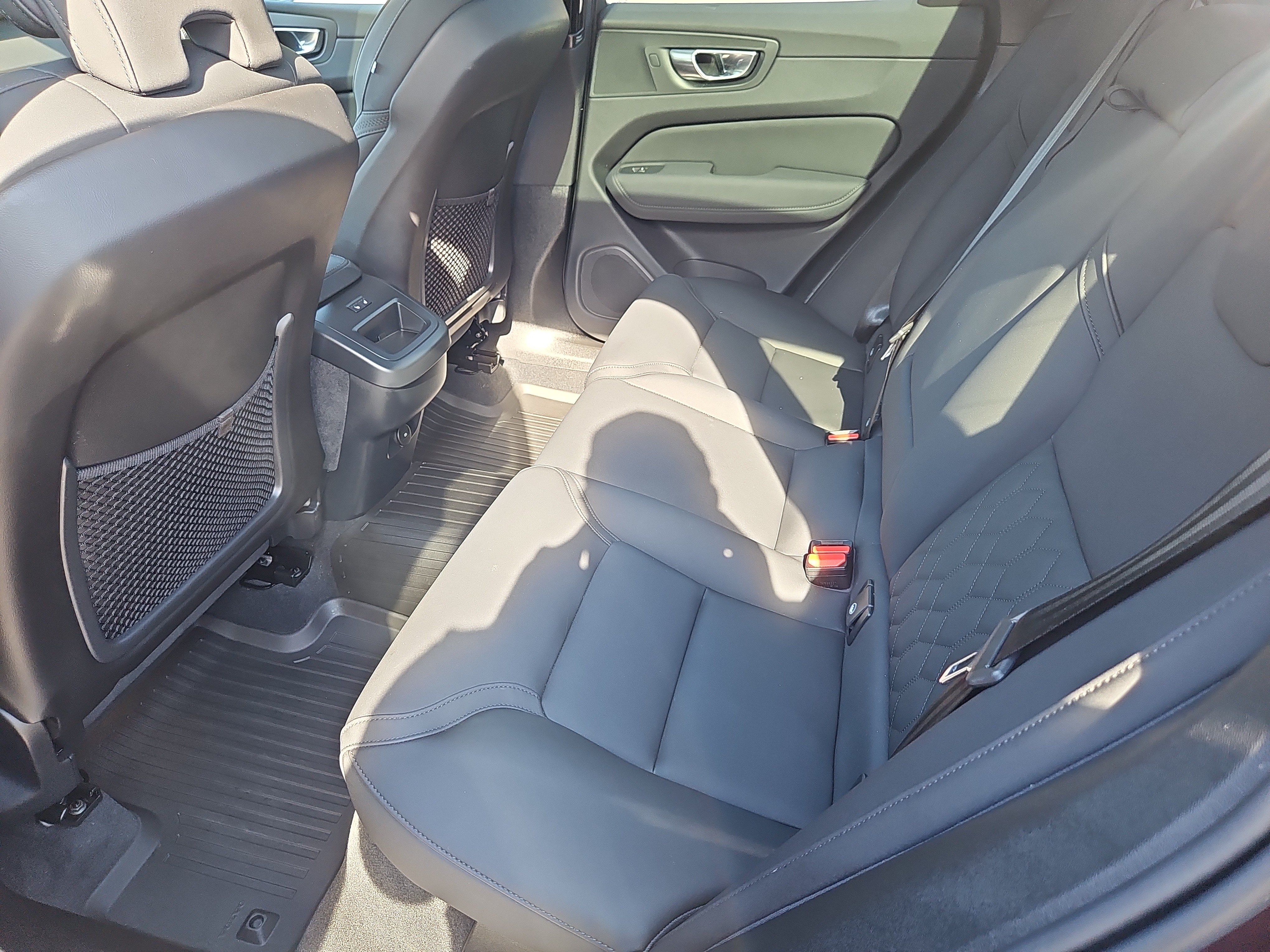 Used 2026 Volvo XC60 B5 Plus w/ Protection Package Premier AWD/4WD image 34
