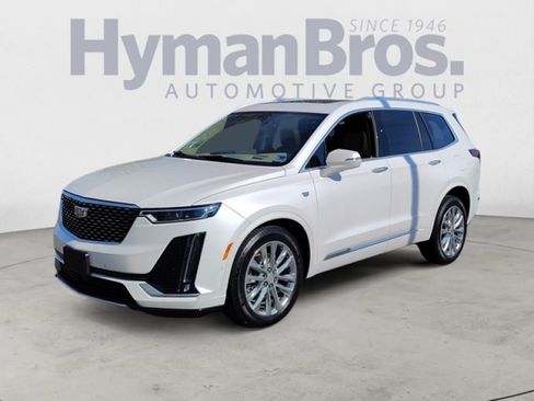 Used 2021 Cadillac XT6 Premium Luxury w/ Platinum Package AWD/4WD image 7