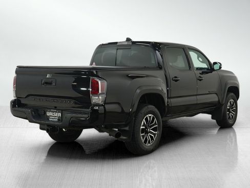 Used 2023 Toyota Tacoma w/ TRD Package image 5