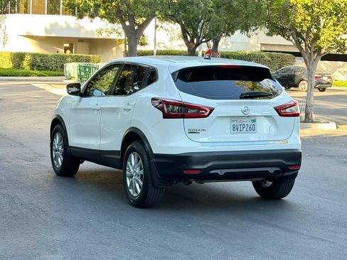 Used 2020 Nissan Rogue Sport S w/ Appearance Package FWD image 6